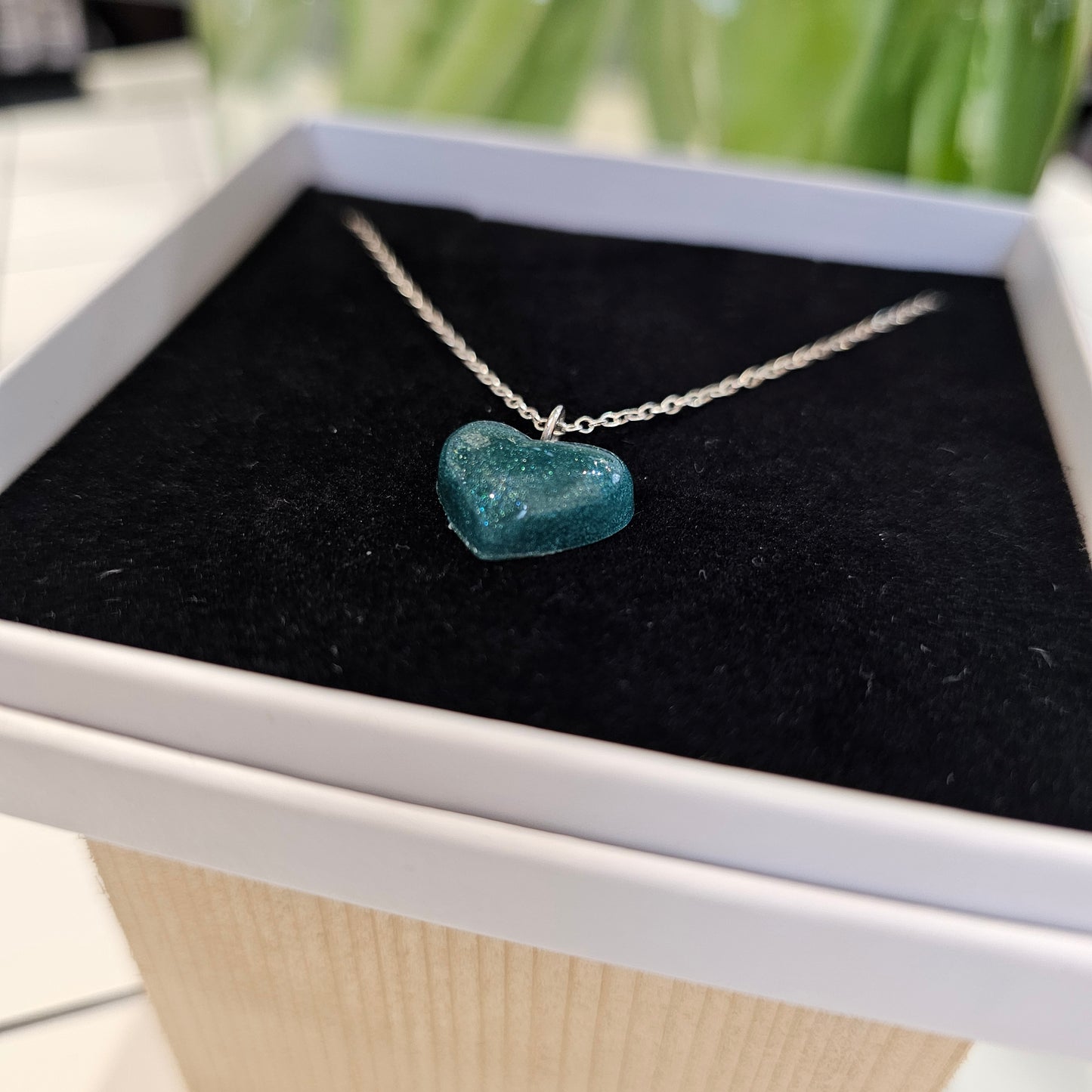 TEAL GREEN PUFF RESIN HEART NECKLACE