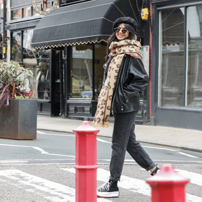 LEOPARD PRINT SCARF