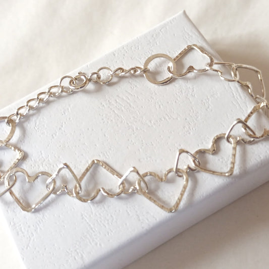 SILVER HEART & CIRCLE LINK BRACELET