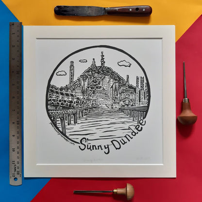 SUNNY DUNDEE - SCREENPRINT