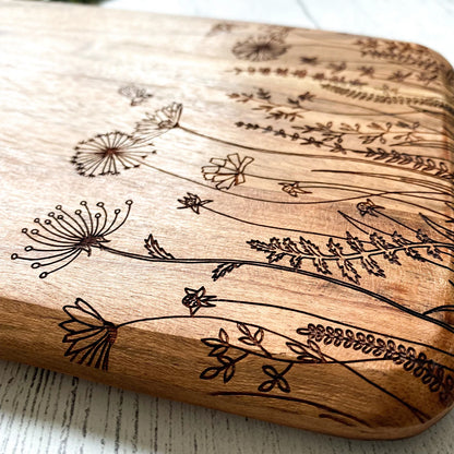 ACACIA CHOPPING BOARD